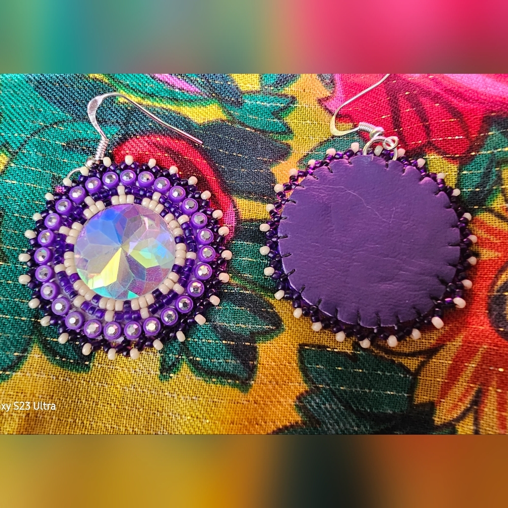 Beaded Native Powwow Earring - Picture 3 of 3